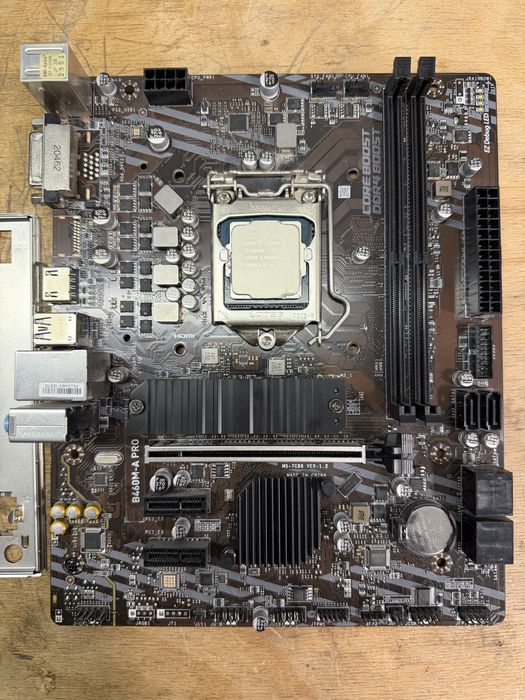 Kit i5 10600, B460 cu DEFECT