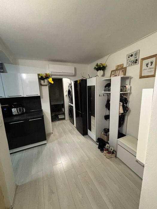 Apartament 2 camere(LA CHEIE),zona Bariera-Calarasi (langa Catedrala)