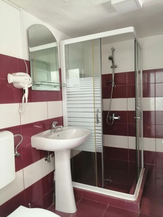 Cazare Mangalia - camre triple cu baie proprie