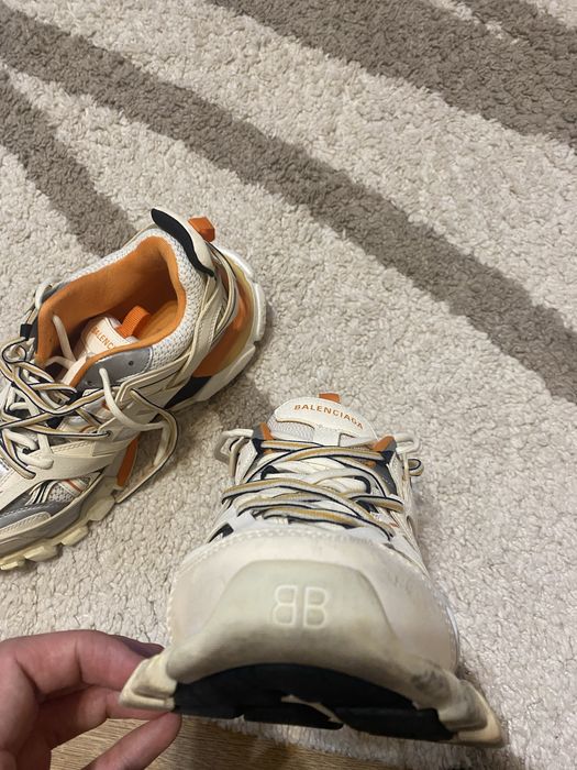 Balenciaga track