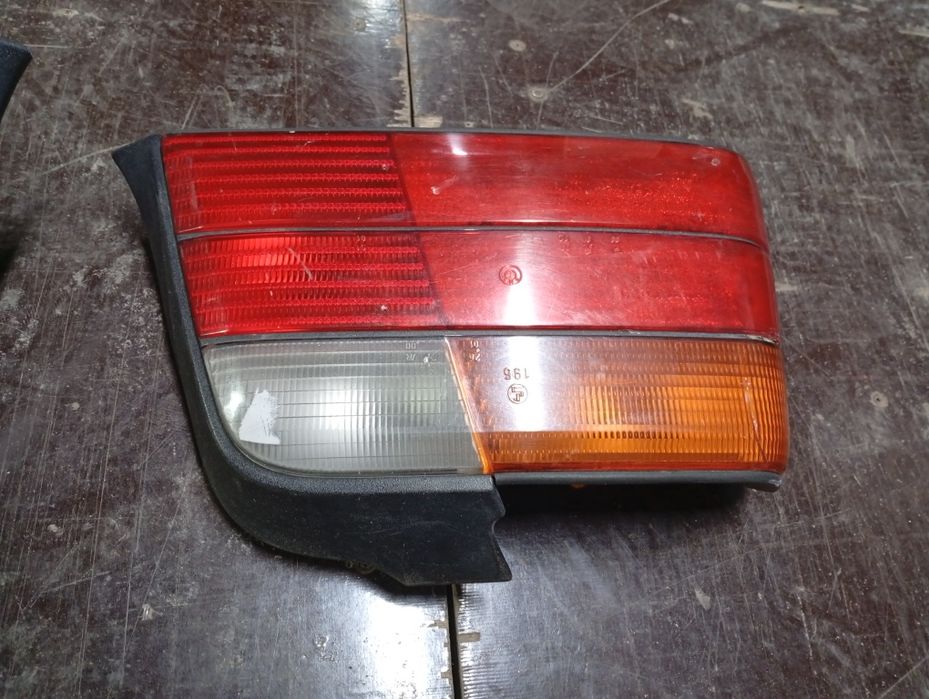 BMW e 36 стоп сигнал