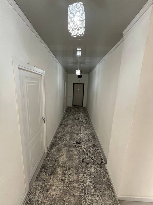 Yakkasaroy koshbegi, Chilonzor metro