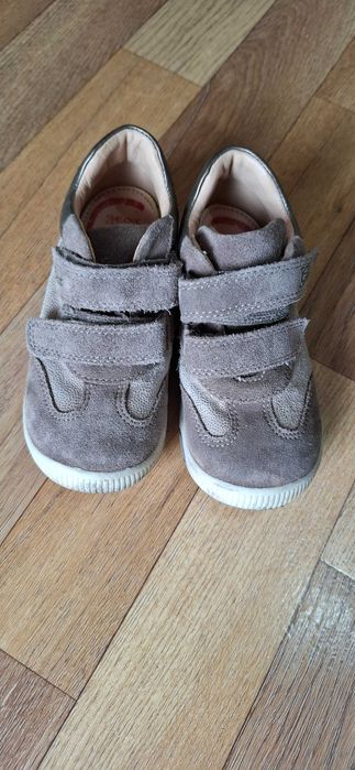 Детски обувки, сандали