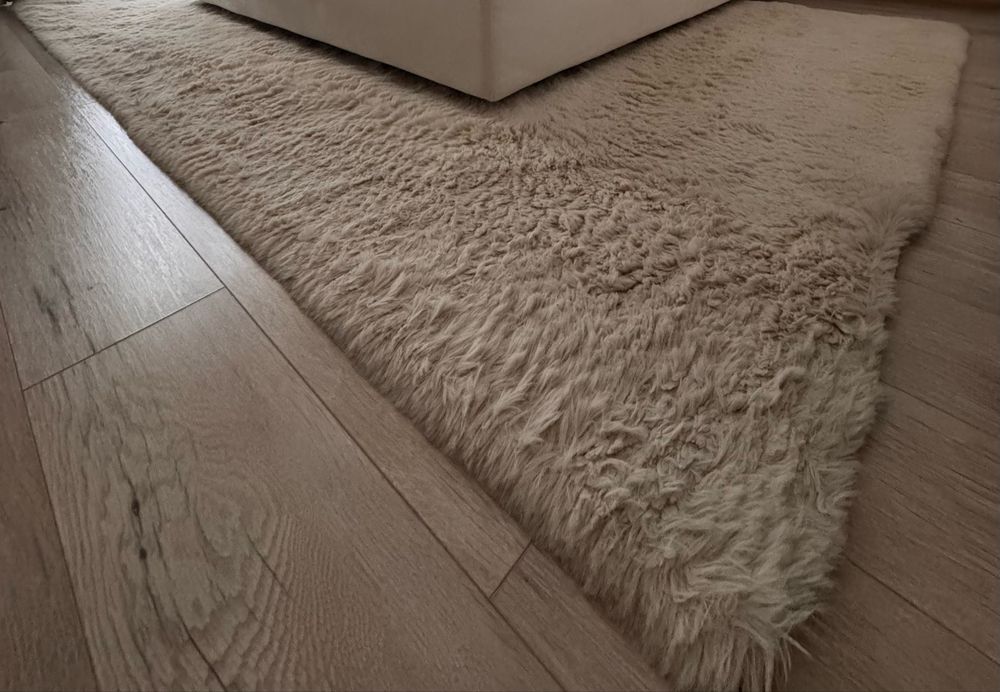 Covor Mobexpert Fluffy Beige