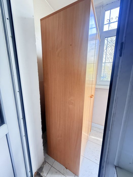 Платяной шкаф в офис