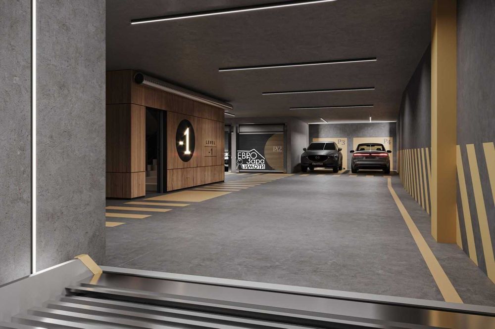 Продава се Тристаен апартамент в Стара Загора, Опълченски - 120 кв.м за 938 €/кв.м - Снимка #2