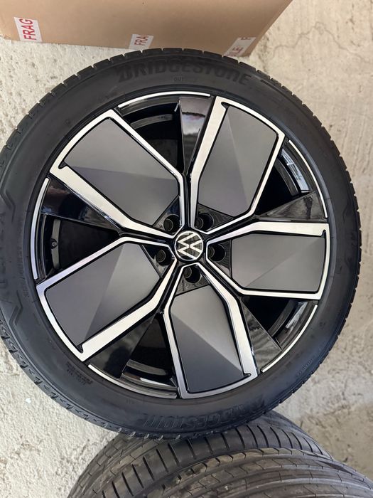 Jante VW Touareg R21 Originale Brigestone 35/2023 Vara 90%