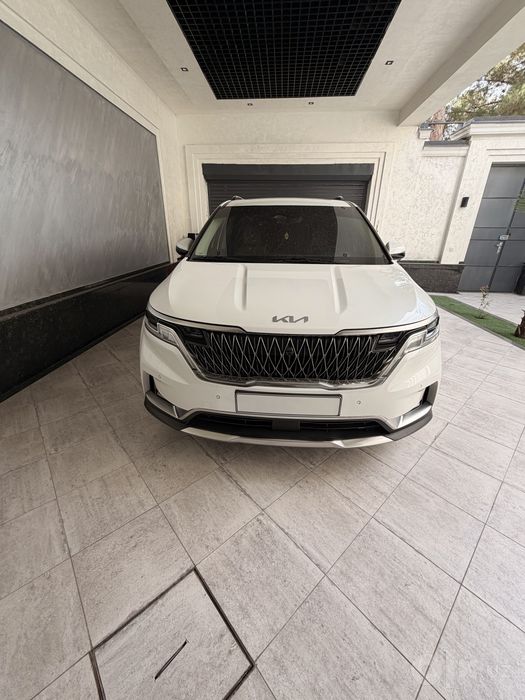Продаётся Kia Karnival