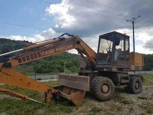Dezmembrez Excavator pe roti Case Poclain 888 -piese de schimb Case