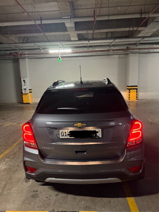 Срочно продается Tracker Premier