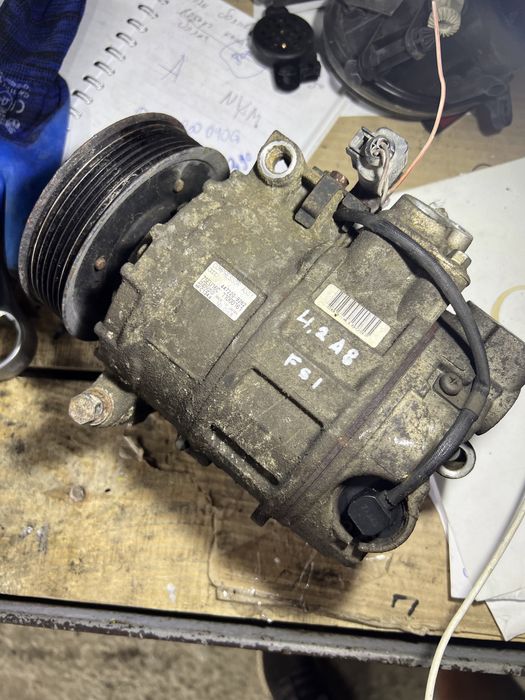 Всмукател Динамо компресор демпферна шайба обтегачи Audi A8 d3 4.2fsi