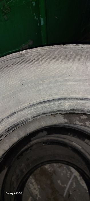 Шина R16 (225 / 70 )