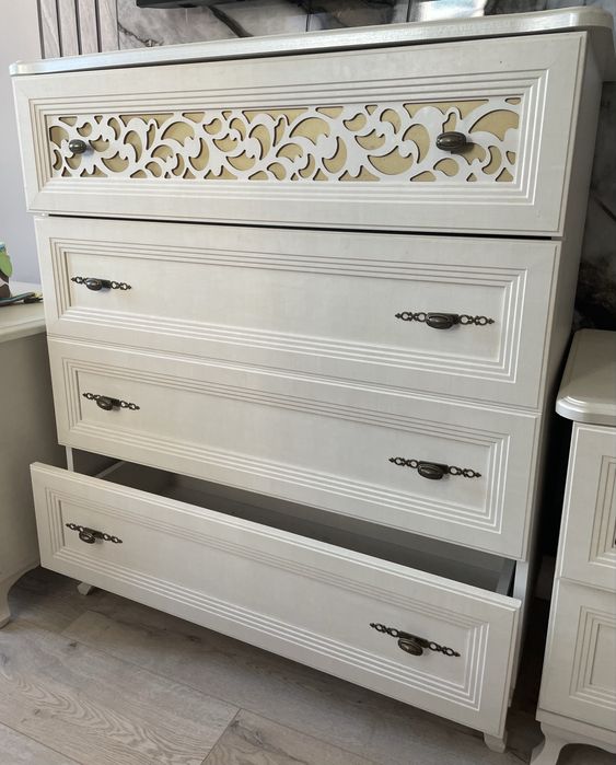 Продается комод !