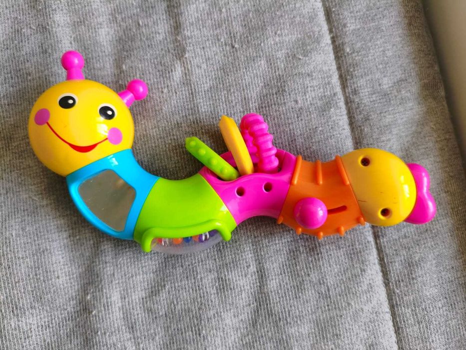 Погремушки для малышей