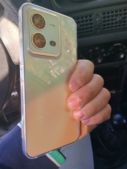 Vivo 25E 8/128 xolat yangi