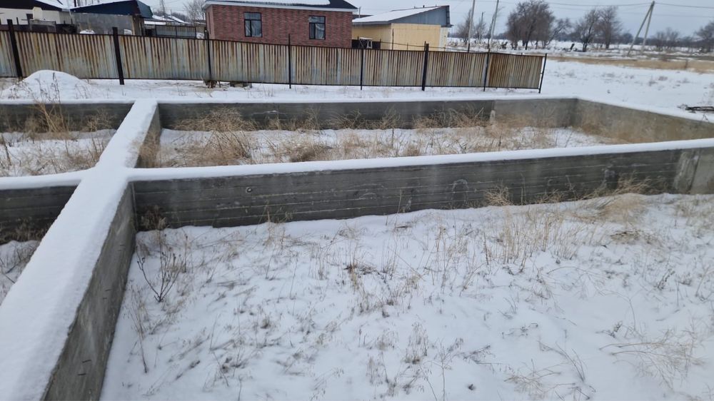 продам участо с фундаментом