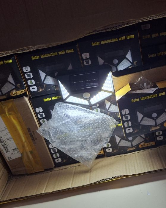 ОПТОВАЯ ЦЕНА Настенный светодиодный фонарь с датчиком движения