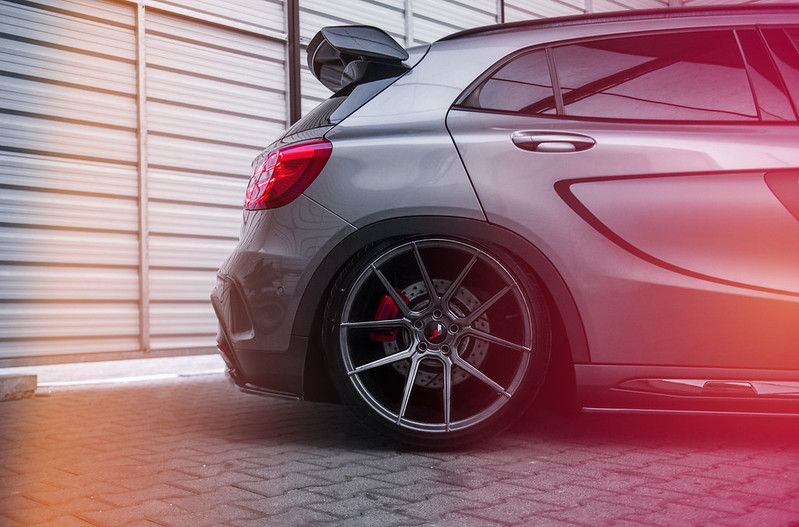 Jante concave Japan Racing JR30 Mercedes GLA 45 AMG