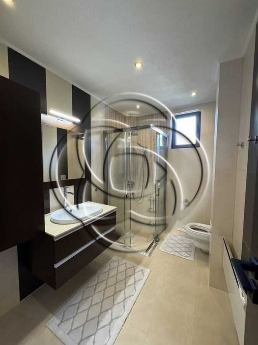 Дава се под наем Тристаен апартамент в Пловдив, Кършияка - 110 кв.м за 797.64 € - Снимка #4