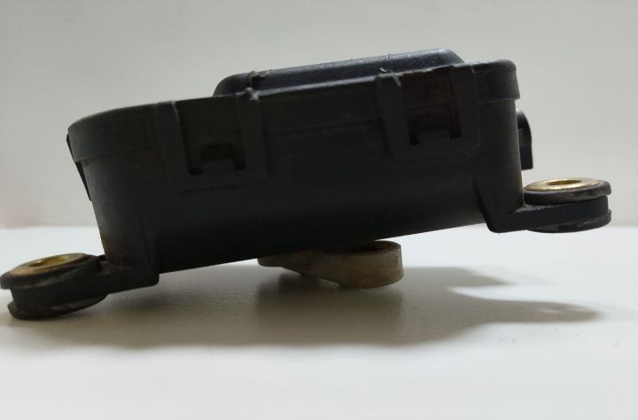 Motoras  Bosch clapeta aeroterma  0132801137 Audi A6 4B/C5 (facelift)