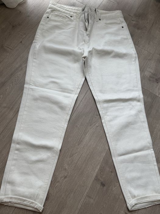 Джинсы белые плотные жен 46-48