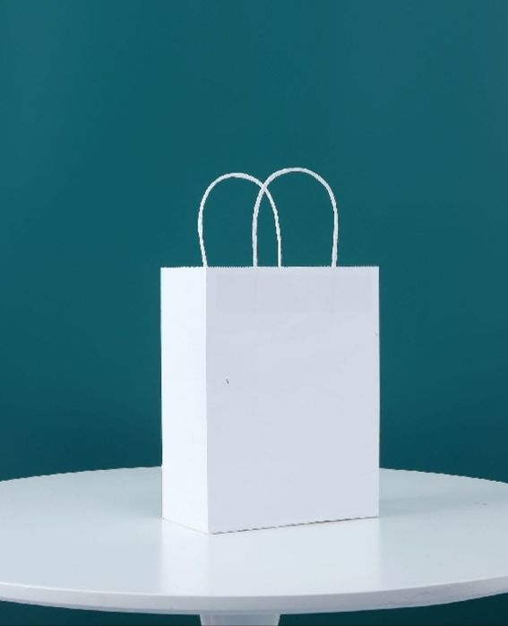 Kraft paketlar ommabop sovg'alar uchu