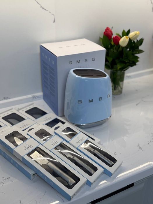 Smeg (набор ножей)