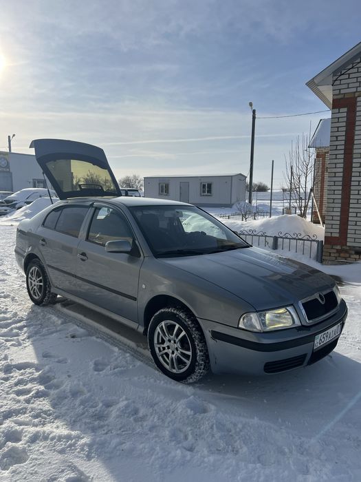 Продам шкоду Октавию Тур 2006год