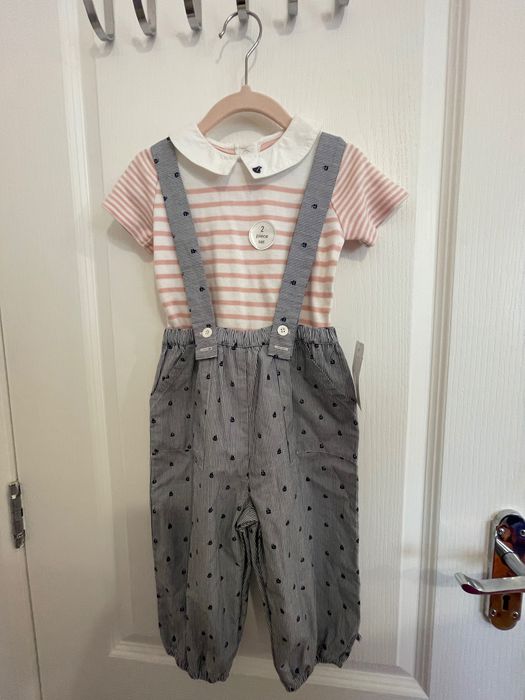 Нов Mothercare гащеризон за 12-18 месеца от Англия. Цена 15 лева
