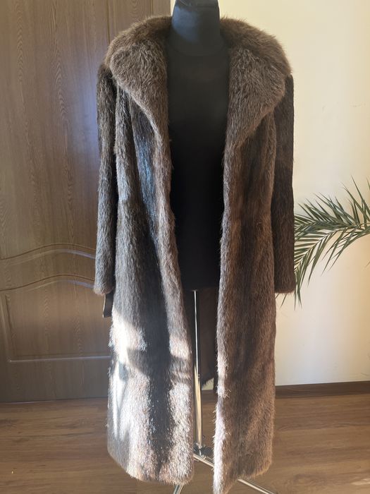 Haina de blana naturala lunga superba