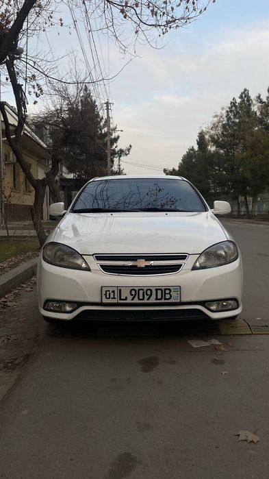 Chevrolet Gentra 2015 3 poz aftomat