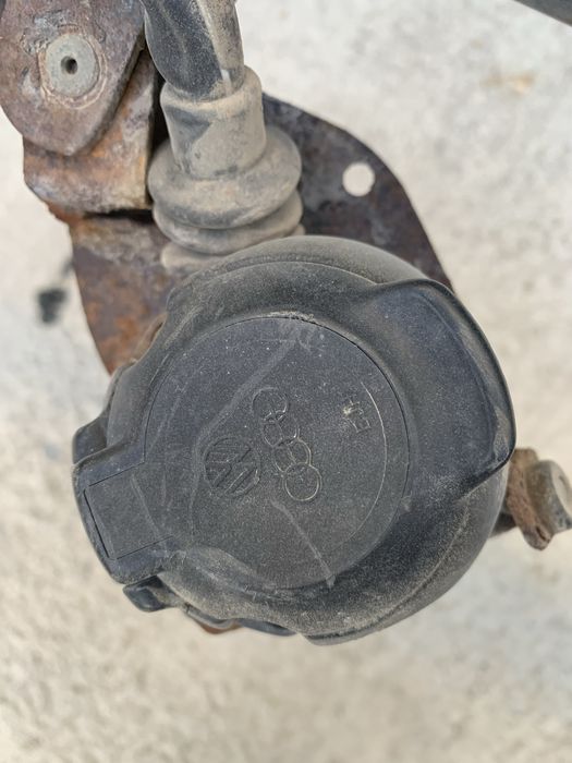 Фаркоп на Ауди А 6 , С4