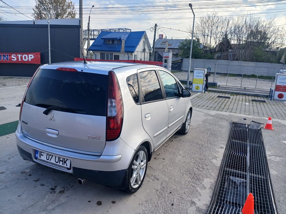 Mitsubishi Colt 2008 1.5 L benzina 110 cp jante A/C stare foarte buna