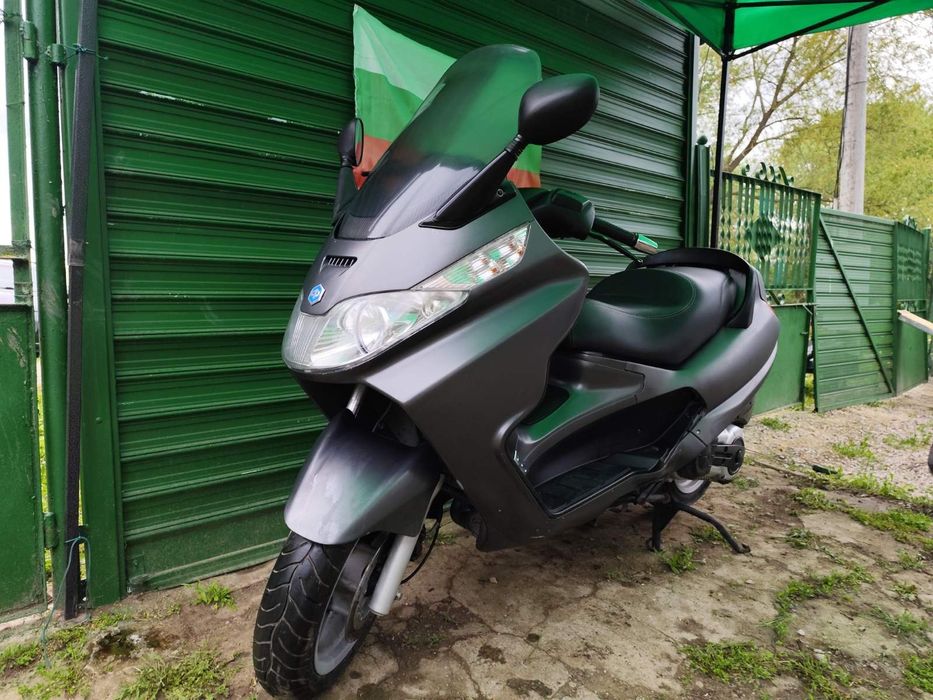 Пиаджо х 8 400 Piaggio X8 400