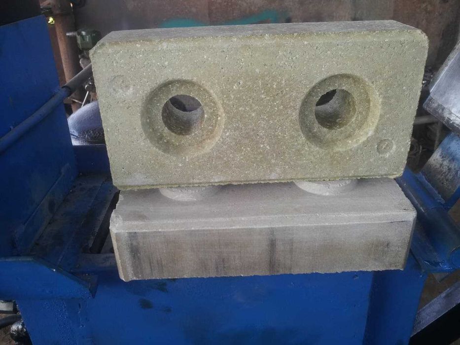 Станок гидравлический по производству облицовочного кирпича - Поставка ...