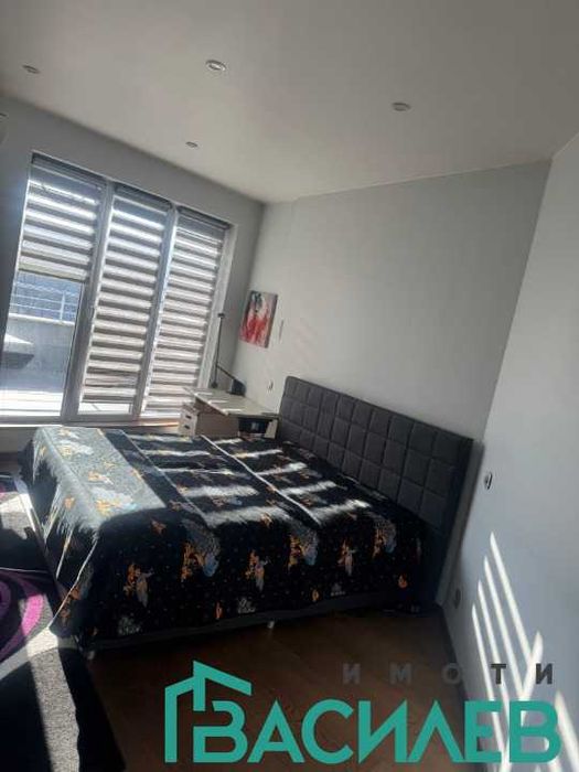 Продава се Тристаен апартамент в София, Център - 132 кв.м за 1237 €/кв.м - Снимка #4