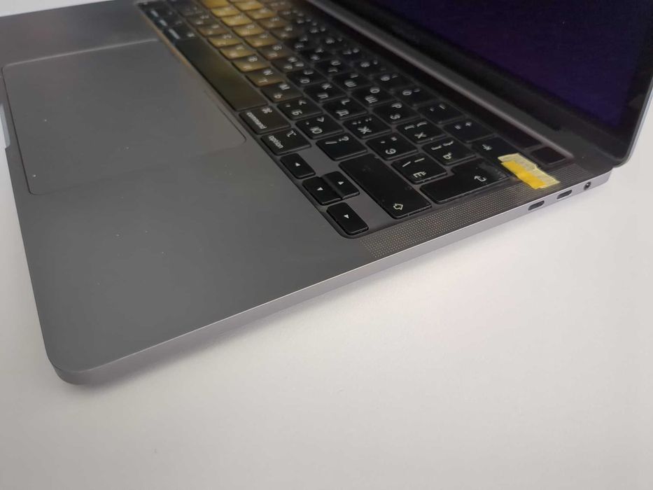 MacBook Pro 13 A2251 2020