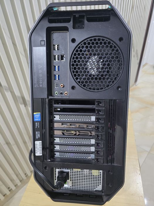Компютър Alienware Area 51 R2