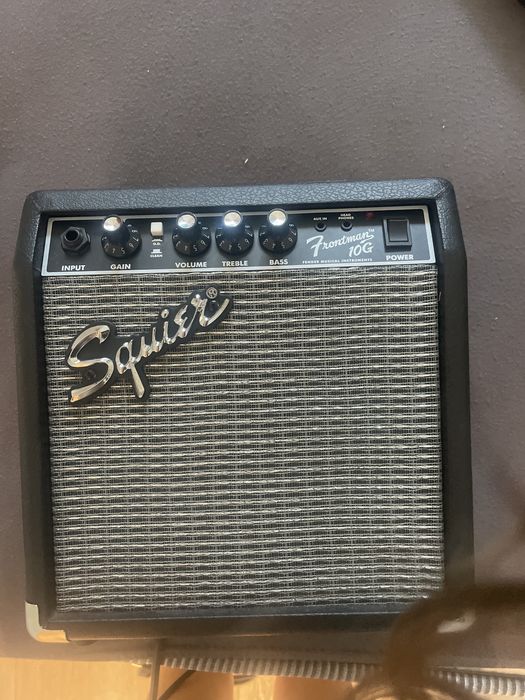 Chitara electronica fender