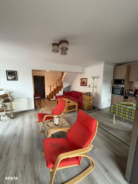 De închiriat – Apartament 3 camere