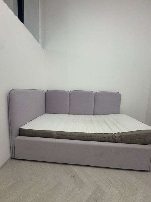 Совершенно новая кровать 180/90