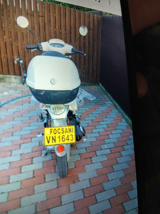 Vand scuter APRILIA