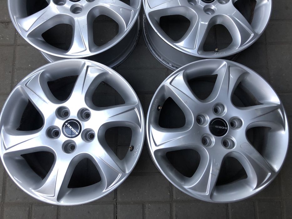 Диски на Дастер/Террано 2 r16