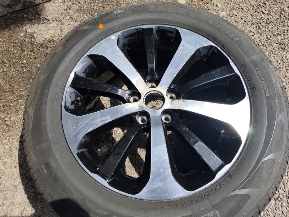 18" оригинална резервна гума с джанта за Kia Sorento/Hyundai Santa fe.