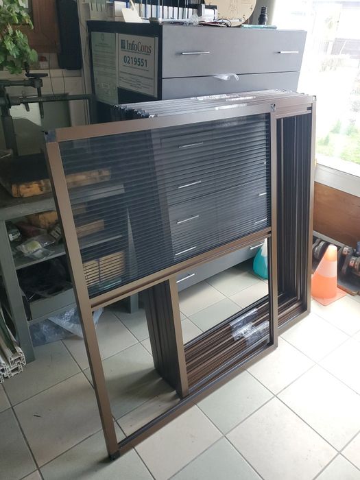 Site cu arcada  și  site plisee dimensiuni diferite.