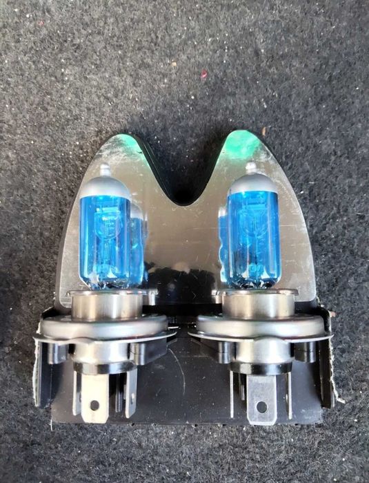 Халогенни крушки Н4 Osram night breaker laser+подарък Limastar H4 20€