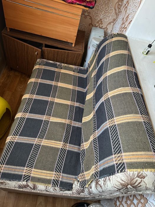 Журнальный столик