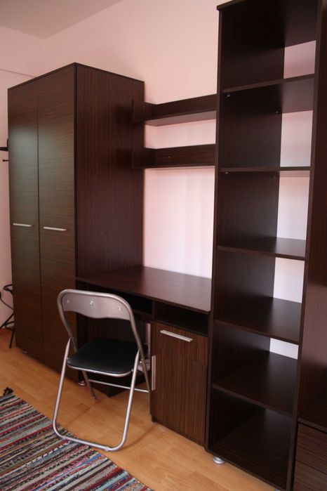 Închiriez garsonieră pe str T Mihaly  31-35 zona FSEGA