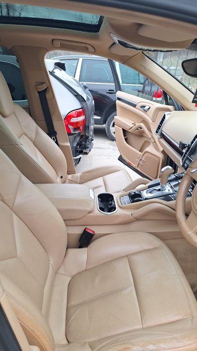Porsche Cayenne 3.0 TDI , CAS 240 к.с. , голяма панорама ,2013 г. .