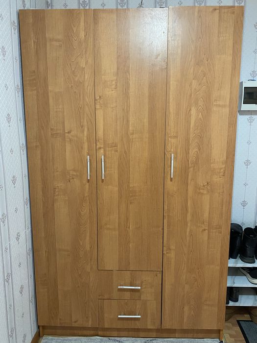 Шкаф в хорошем состояний